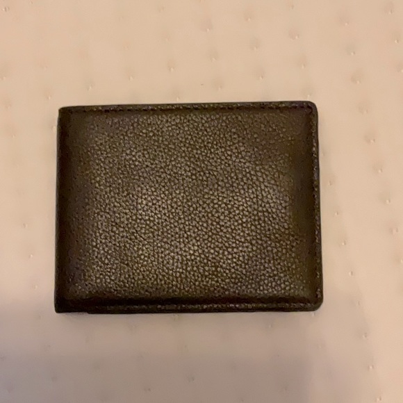 Banana republic wallet - Picture 1 of 3